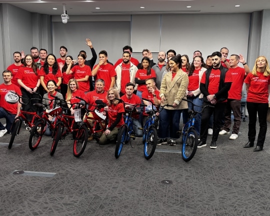 Wells Fargo Caps 10-Week Program with Bike Build in Charlotte